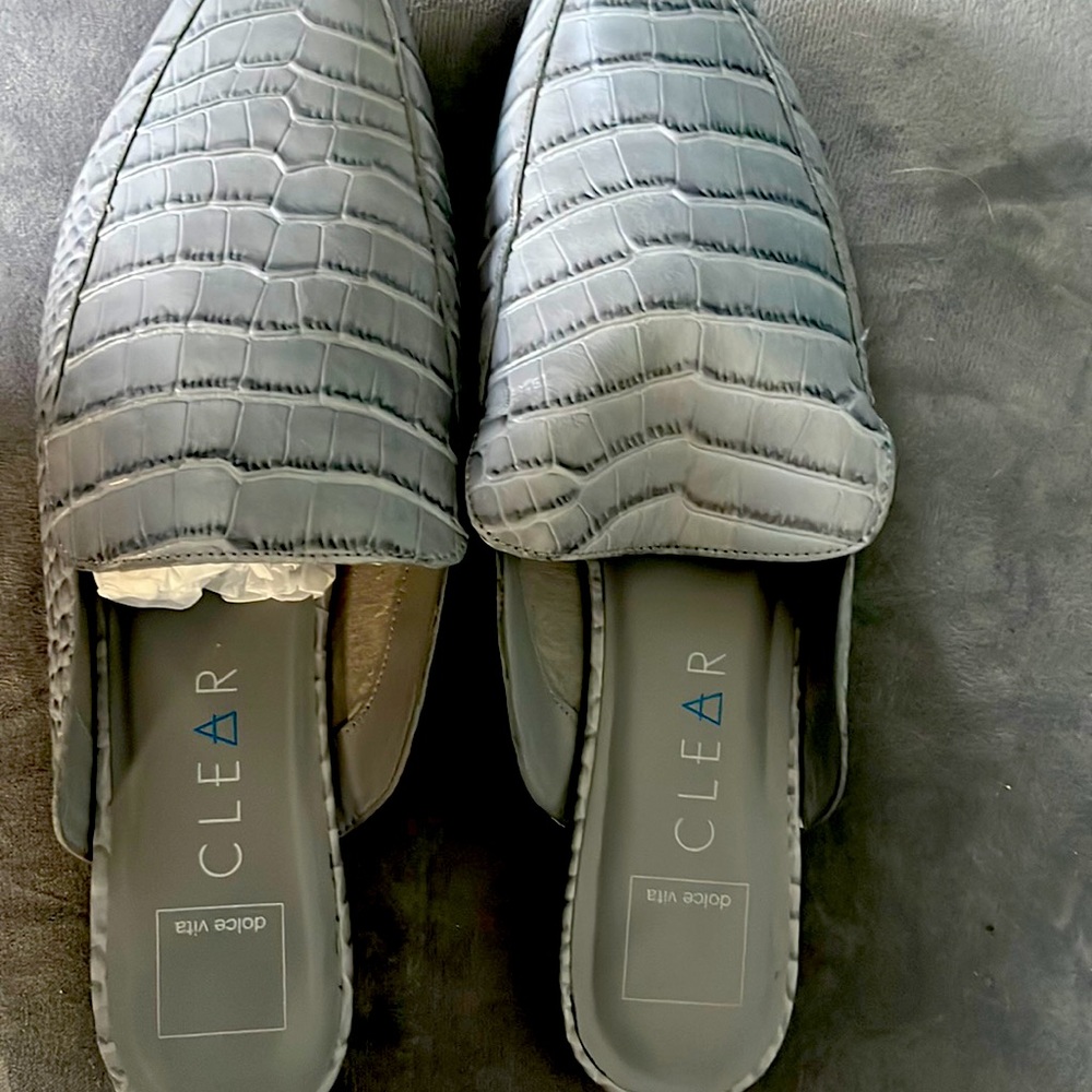 Grey mules